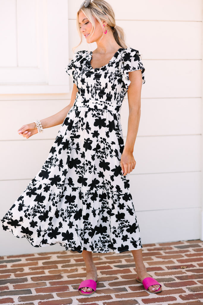 black and white floral midi dress Balmain // White & Black Stripe Bodycon Dress – VSP Consignment main image 0