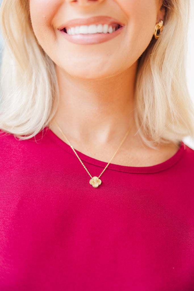 on-my-level-gold-pendant-necklace-shop-the-mint