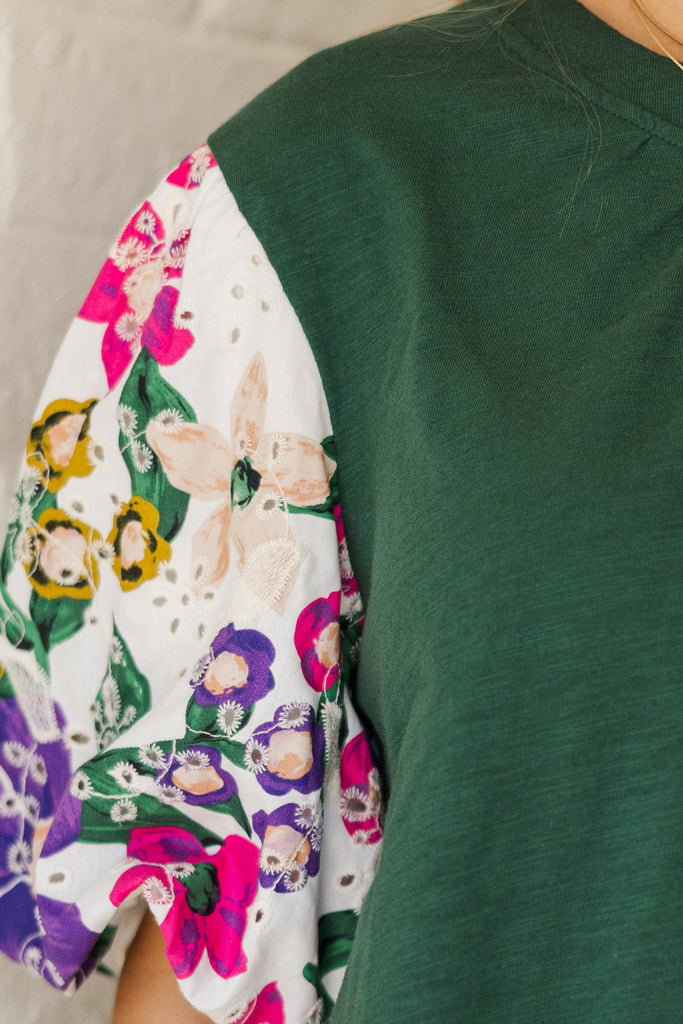 Green Floral Contrast Trim Blouse