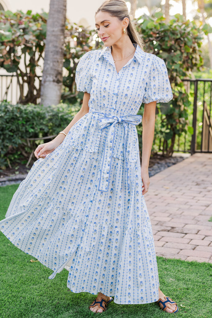 ditsy floral dress Can't Wait Blue Midi Wood/Color:Maple/Rich Tobacco IK70 Baileigh is wearing the STAUD, Portia Silk Dress