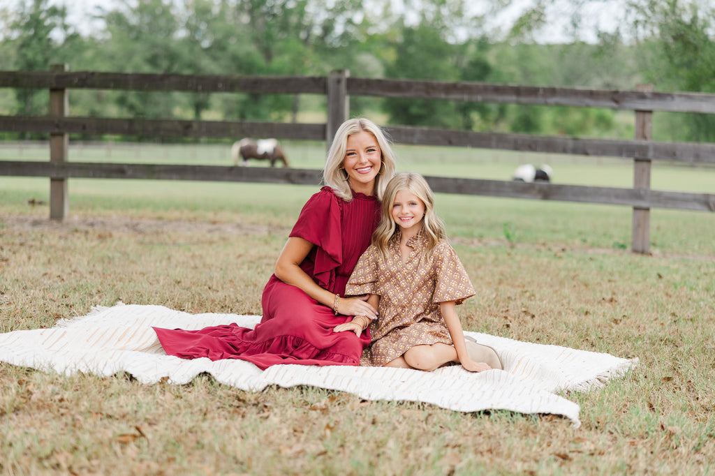 Fall Family Photos: Picture Perfect Moments Start Here