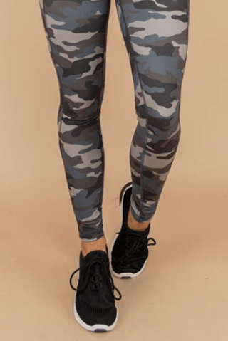 What Are the Best Shoes to Wear with Leggings?