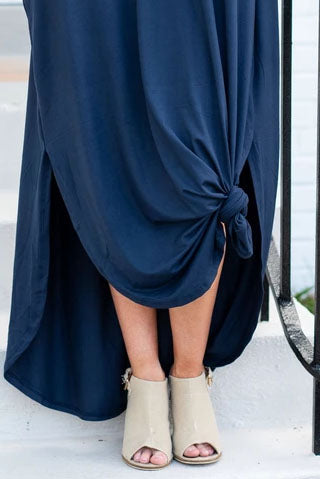 What Color Shoes with a Navy Dress? 16 Shoe Looks We Love with Navy Shop the Mint What Color Shoes with a Navy Dress? 16 Shoe Looks We Love with Navy Shop the Mint