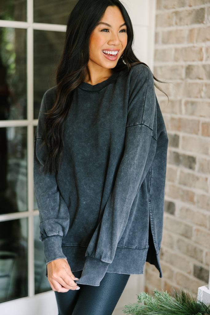 The Slouchy Black Pullover – Shop the Mint