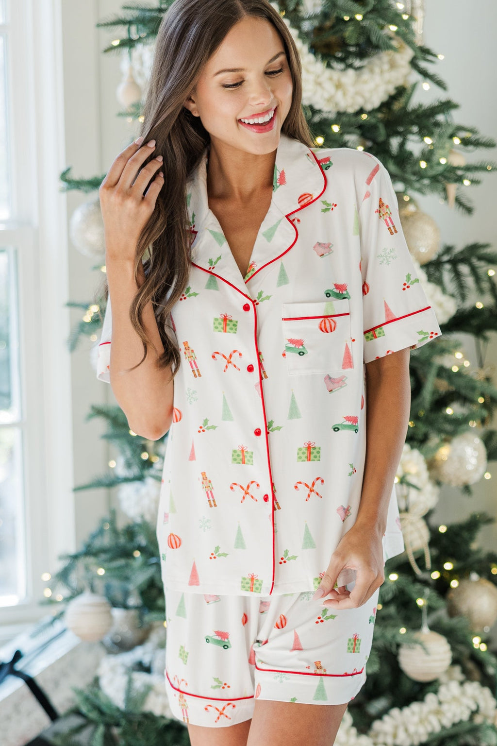 Dream Big White Holiday Print S/S Bamboo Pajama Set, X-Large - The Mint Julep Boutique | Women's Boutique Clothing Dream Big White Holiday Print S/S Bamboo Pajama Set, X-Large - The Mint Julep Boutique | Women's Boutique Clothing
