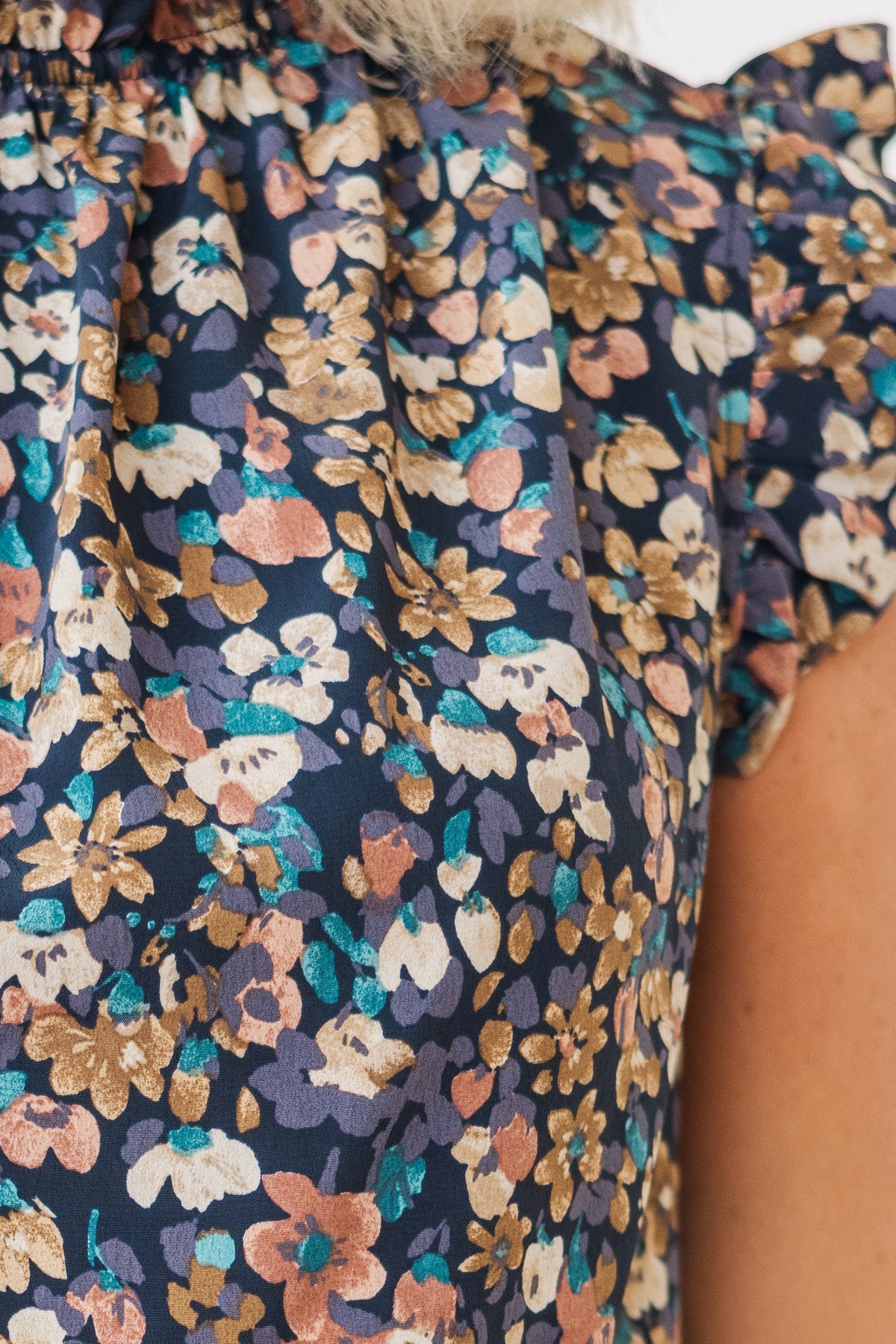 Put It To The Test Black Ditsy Floral Tank – Shop the Mint