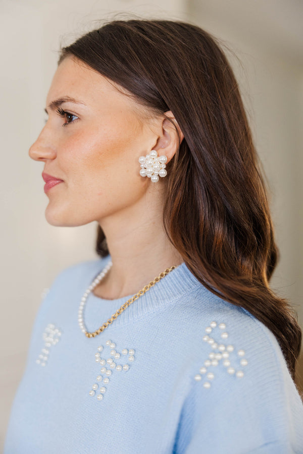 Feeling Classic Pearl Cluster Stud Earrings