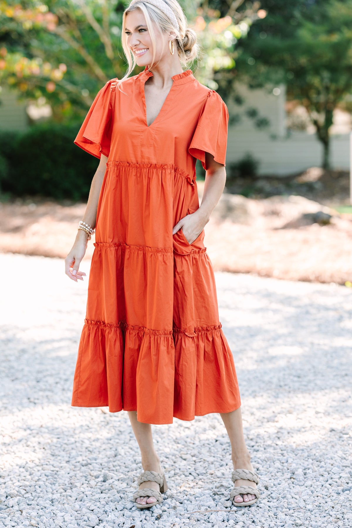 divine smile midi dress orange Sugarlips: Make A Statement Rust Orange Tiered Midi Dress – Shop the Mint