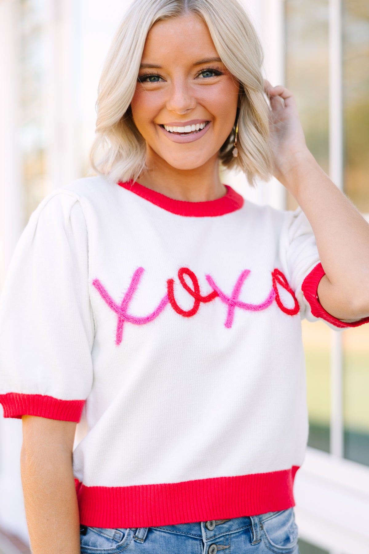 Off Script Sweater XOXO White Script Sweater – Shop the Mint