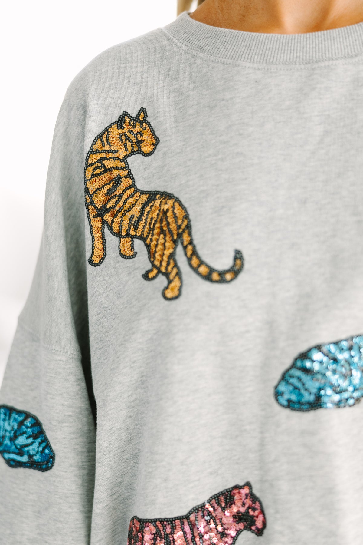 Live For Love Heather Gray Sequin Tiger Pullover – Shop the Mint