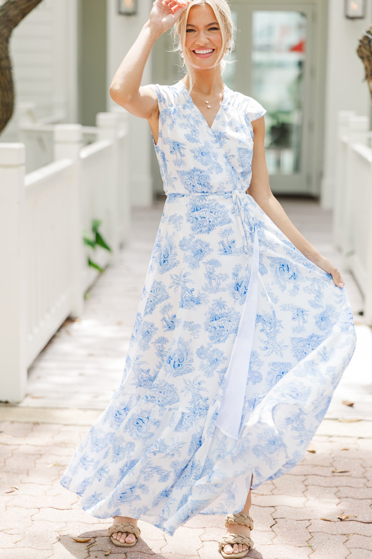 Miss You More White & Blue Toile Maxi Dress – Shop the Mint