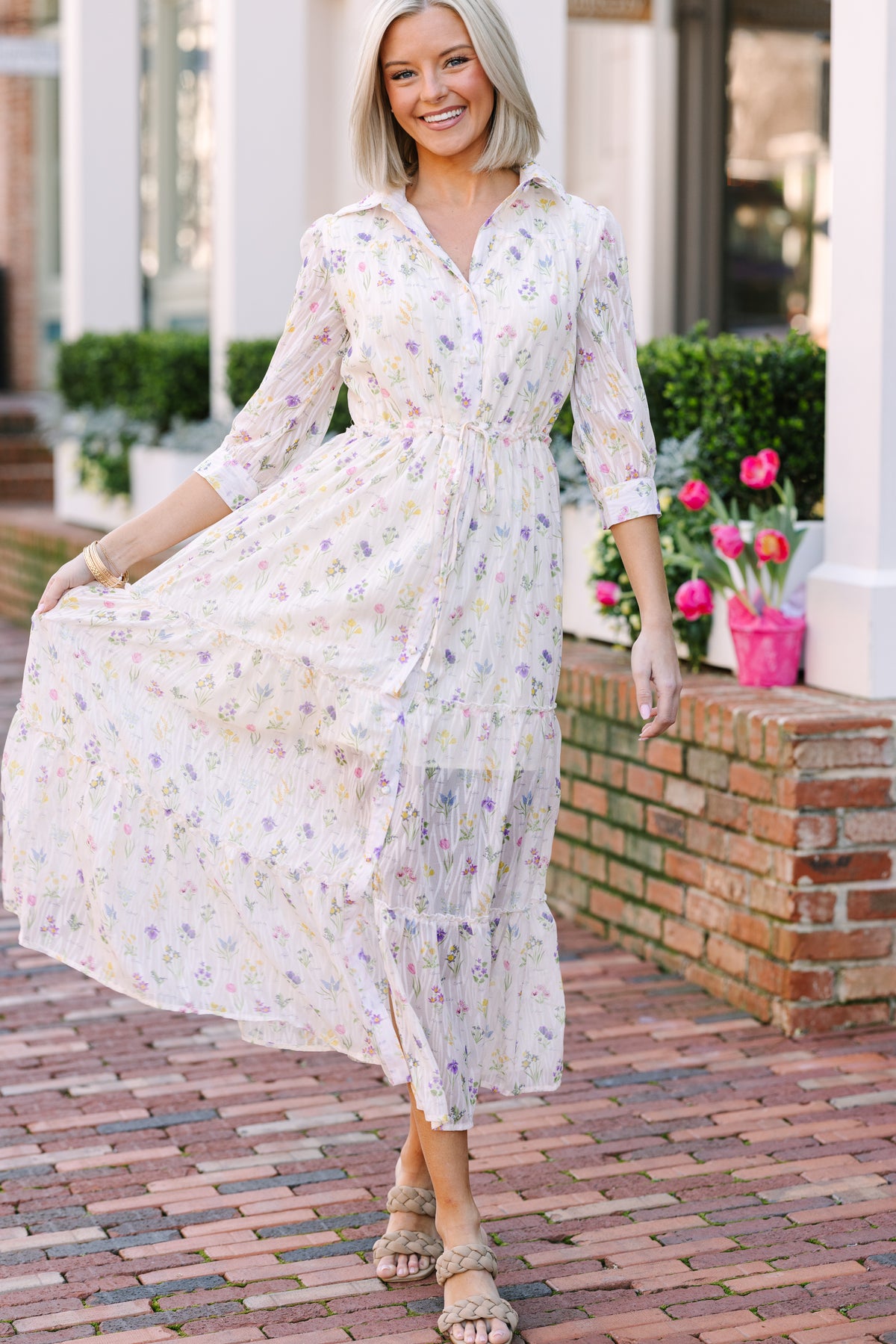 Show You Off White Ditsy Floral Maxi Dress – Shop the Mint