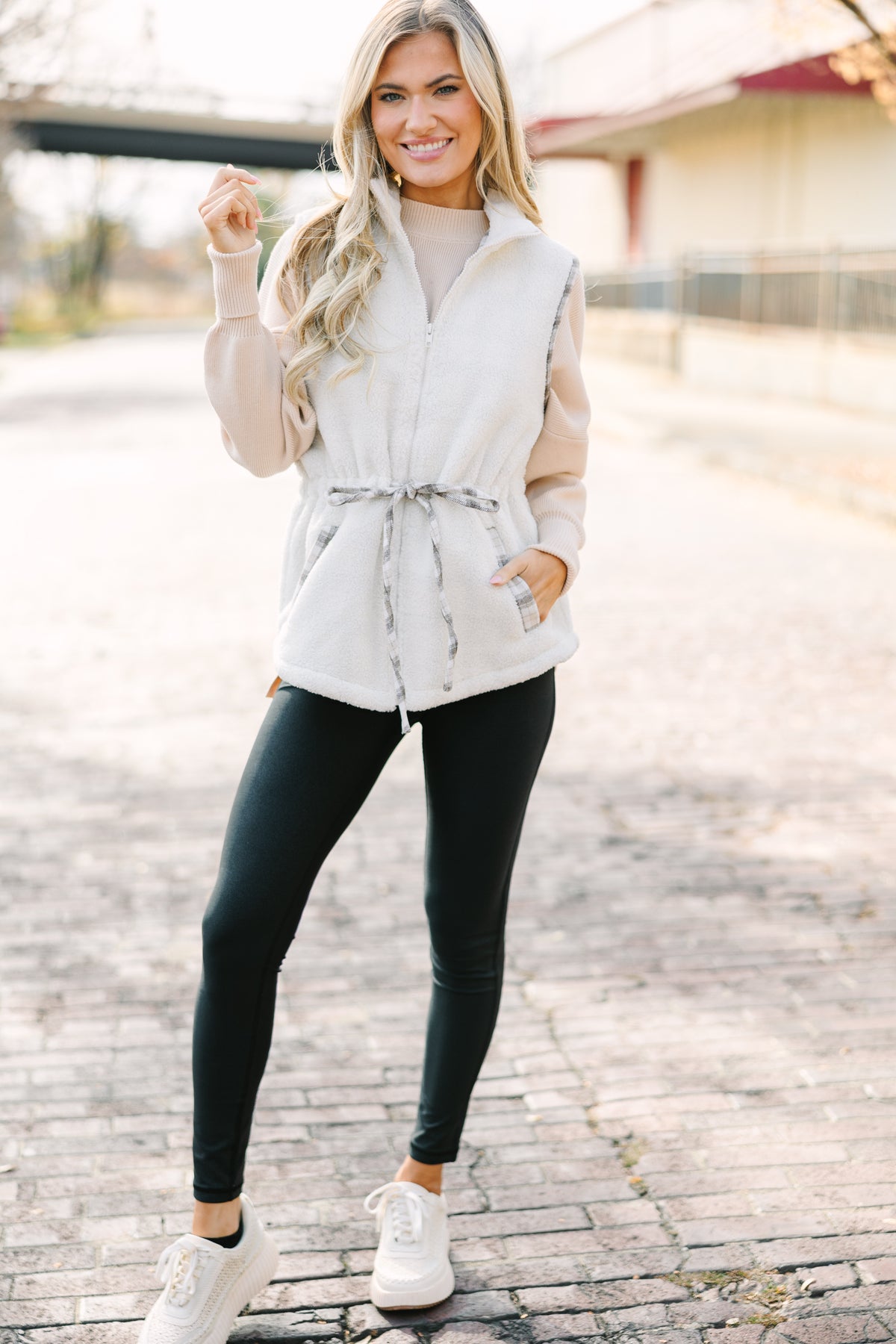 Make You Smile Cream White Sherpa Vest – Shop the Mint