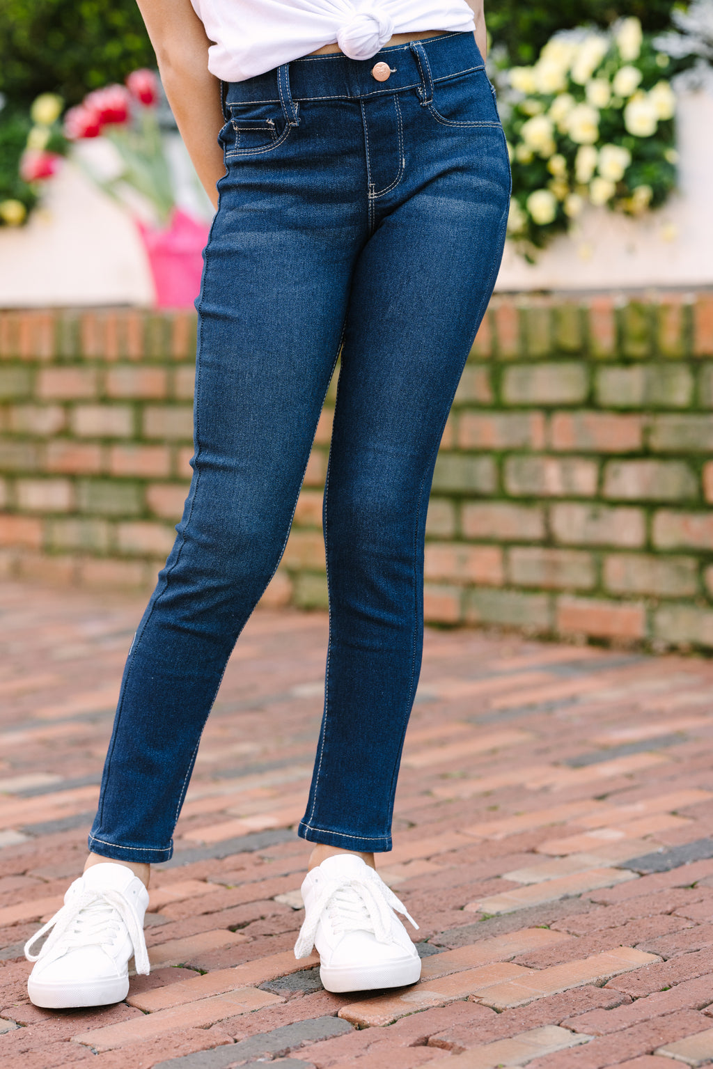 Girls: Just For Fun Dark Wash Skinny Jeans – Shop the Mint