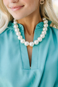 Bohemian Gemme: White Pearl Necklace