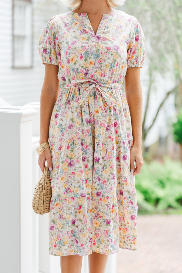 ditsy floral midi dresses, feminine midi dresses, wedding guest dresses, feminine dresses