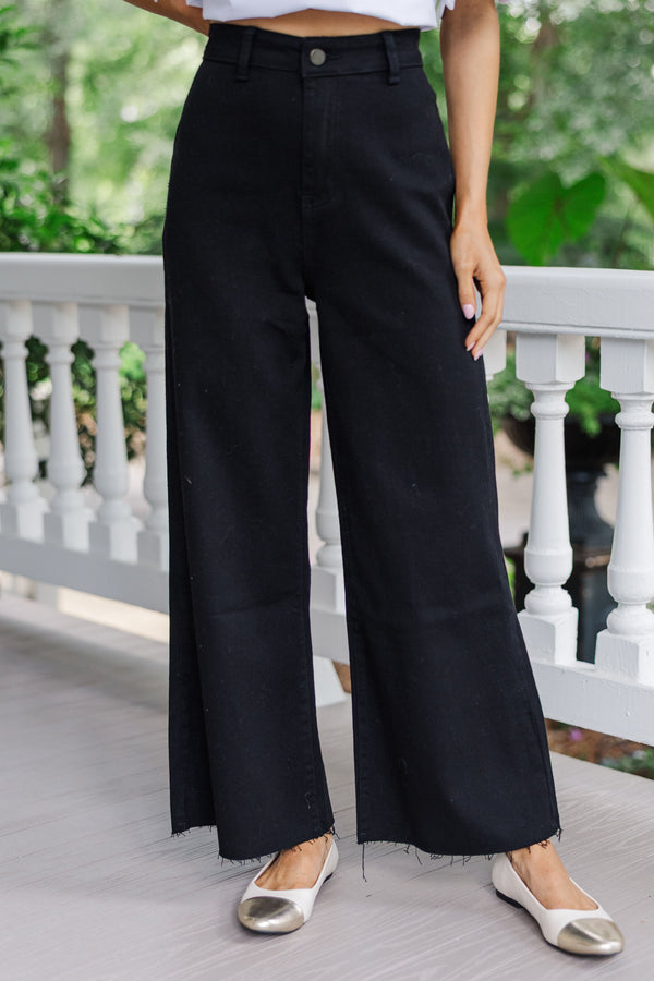 Going Strong Black Cropped Jeans