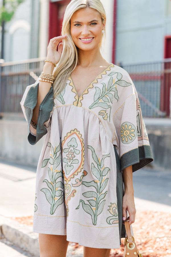 Just My Type Beige Floral Embroidery Babydoll Dress – Shop the Mint