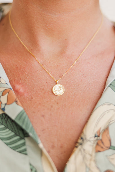 Such An Angel Gold Pendant Necklace – Shop the Mint