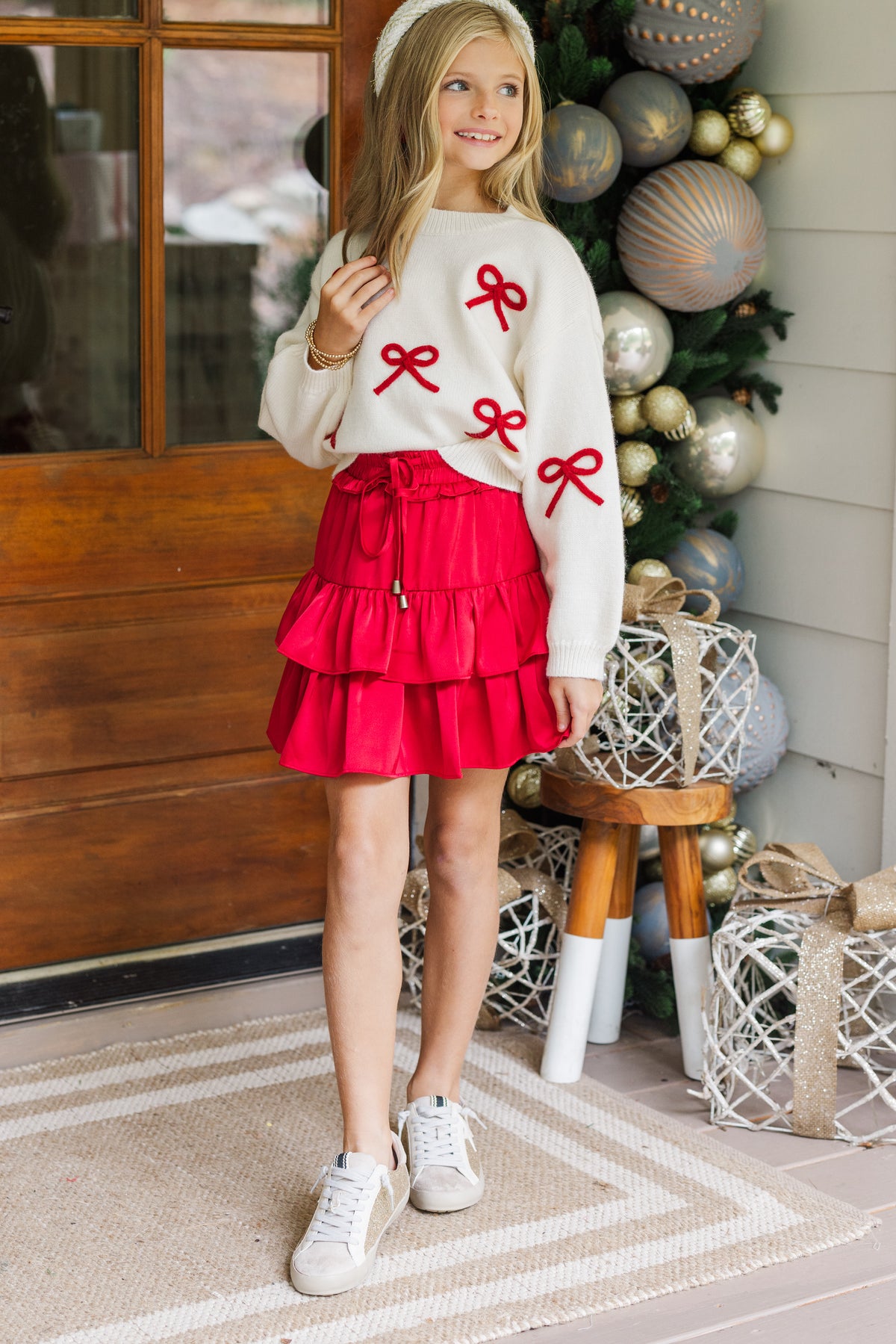 Cream xmas jumper with red bow best sale