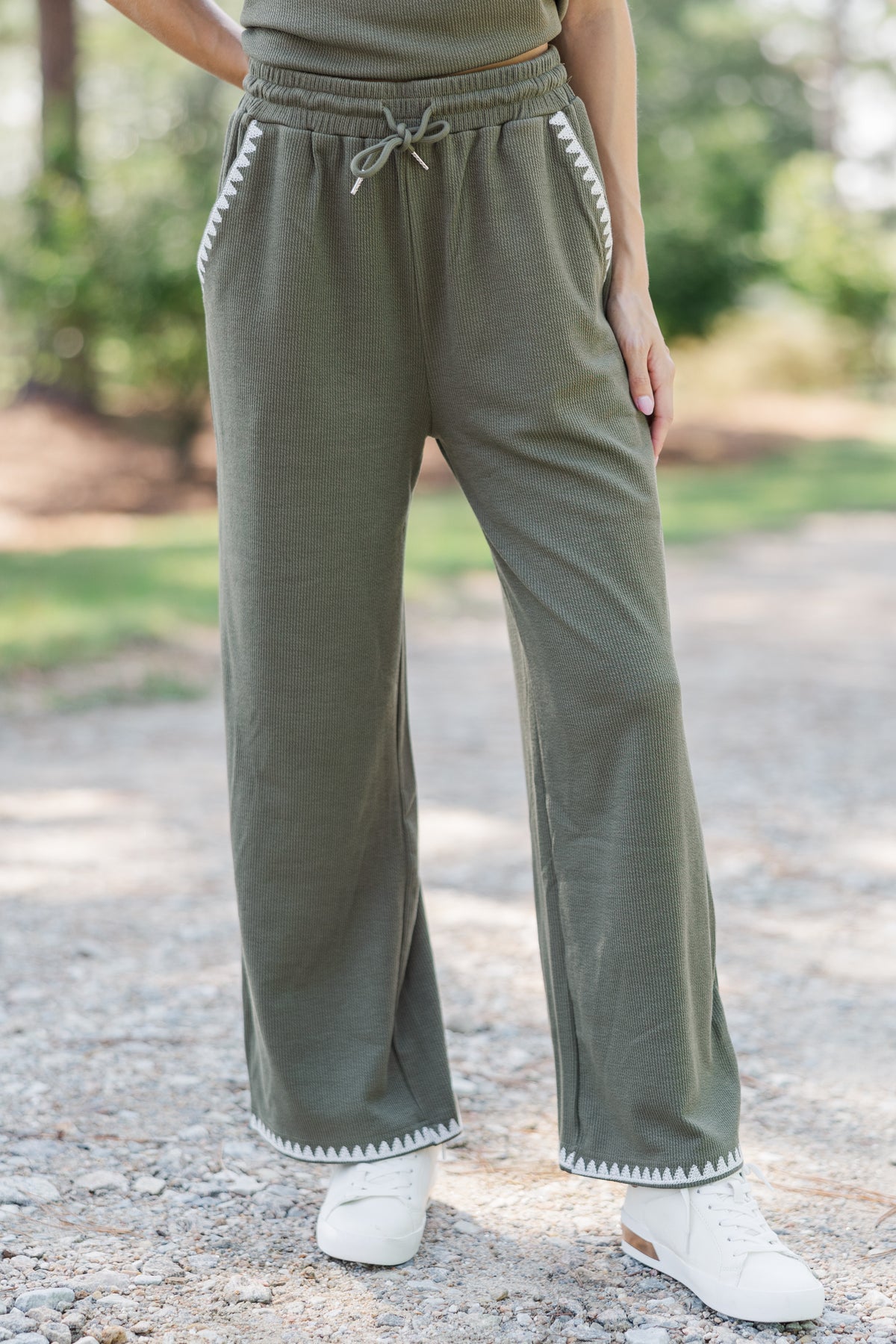 All Worth It Olive Green Embroidered Pants – Shop the Mint