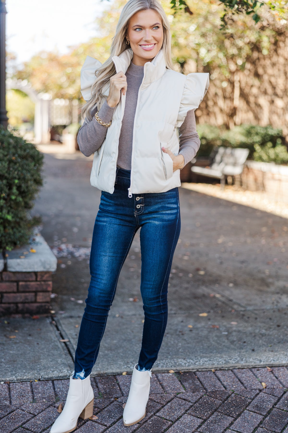 Happy To Be Here Cream White Puffer Vest – Shop the Mint
