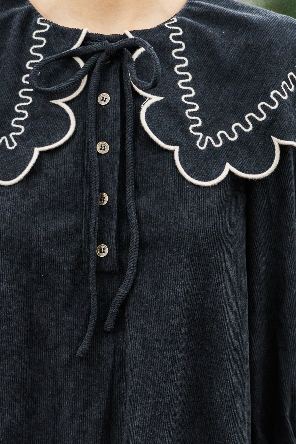 Sure Thing Black Scalloped Dress – Shop the Mint