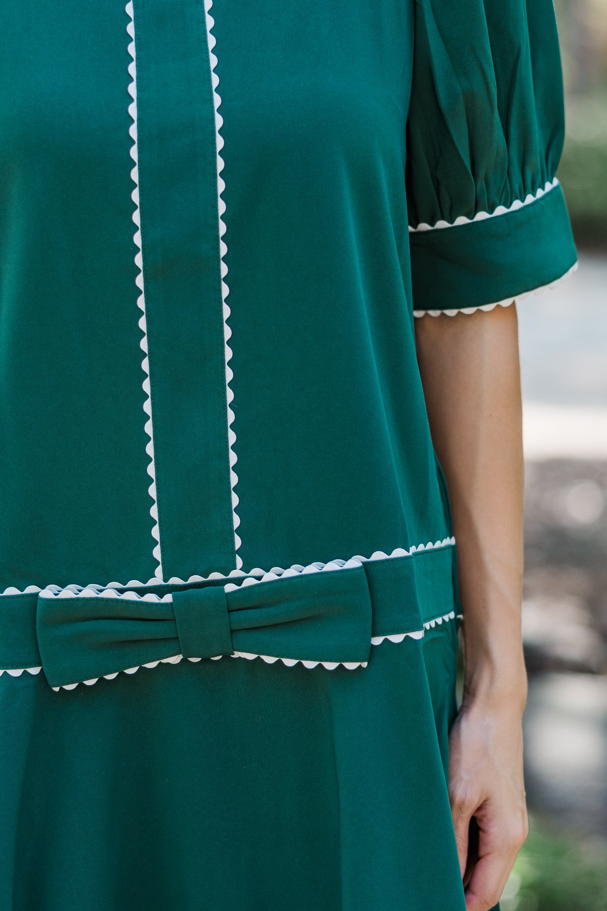 Just For Tonight Hunter Green Scalloped Dress – Shop the Mint