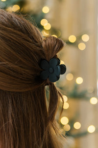 Girls: Pretty Petals Black Flower Hair Clip