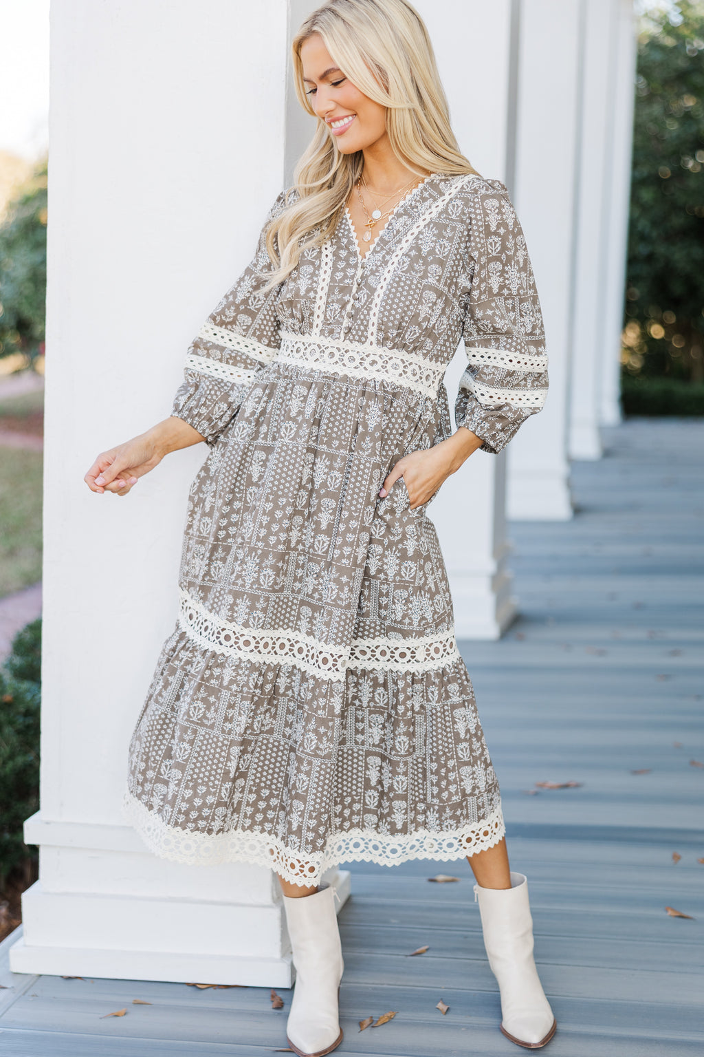 More To It Mocha Brown Floral Midi Dress – Shop the Mint
