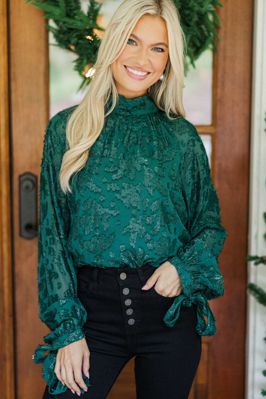 トップス GREEN BUTTER COLLAR LACE BLO On The List Hunter Green Lace Blouse – Shop the Mint