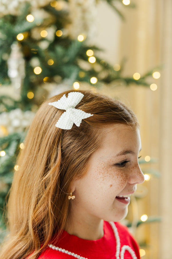 Girls: The Dana Pearl Bow Clip