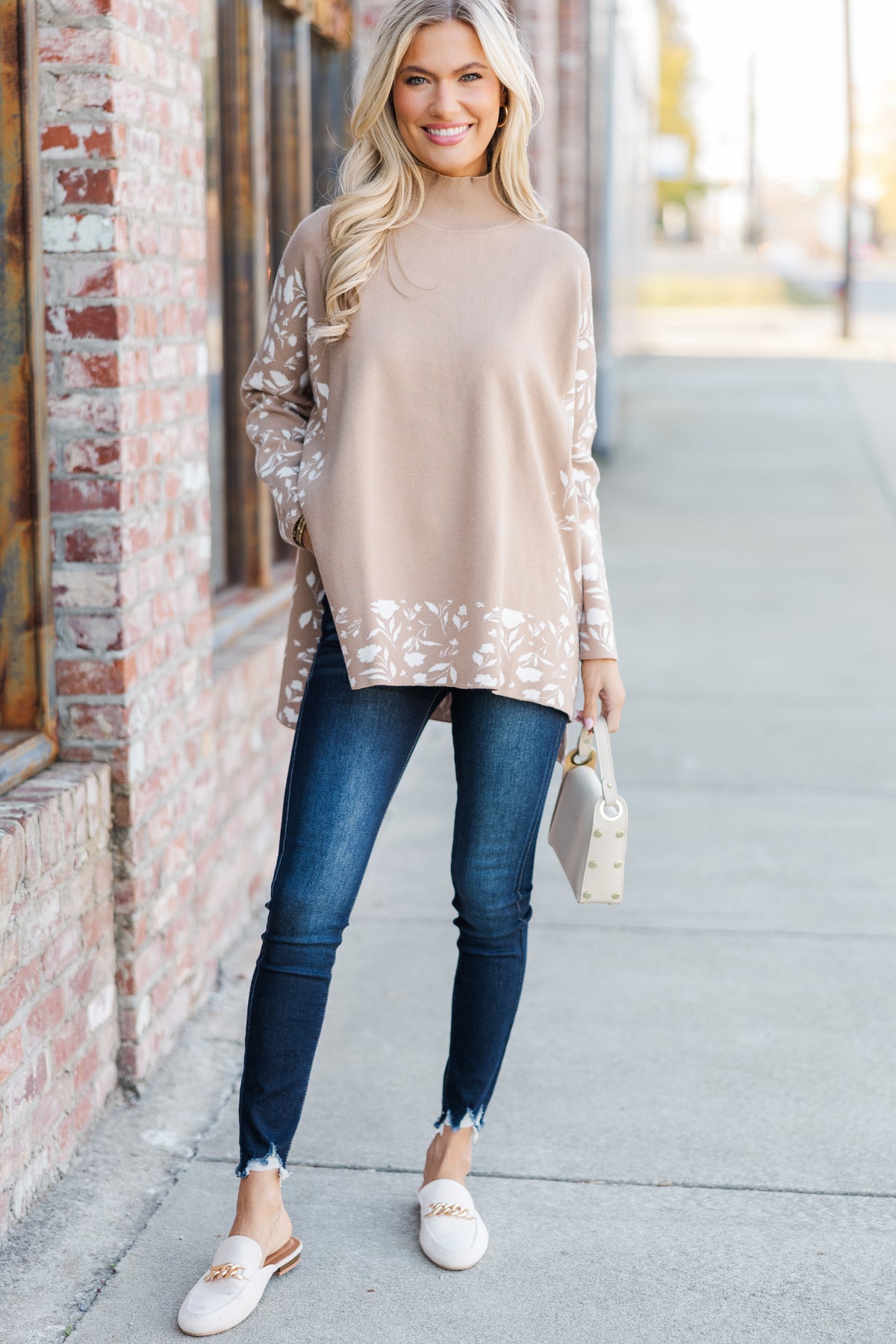 All In Theory Taupe Brown Floral Sweater Tunic – Shop the Mint