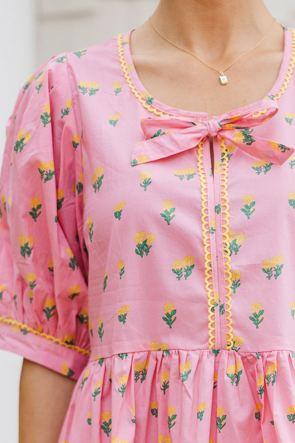 Collect Your Thoughts Pink Ditsy Floral Dress