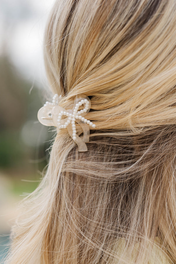 The Annie Beige Bow Pearl Hair Clip