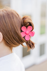 Girls: The Bethany Fuchsia Flower Clip