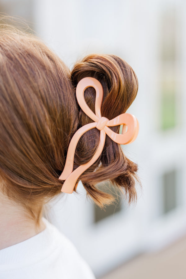 Girls: The Allie Peach Bow Claw Clip