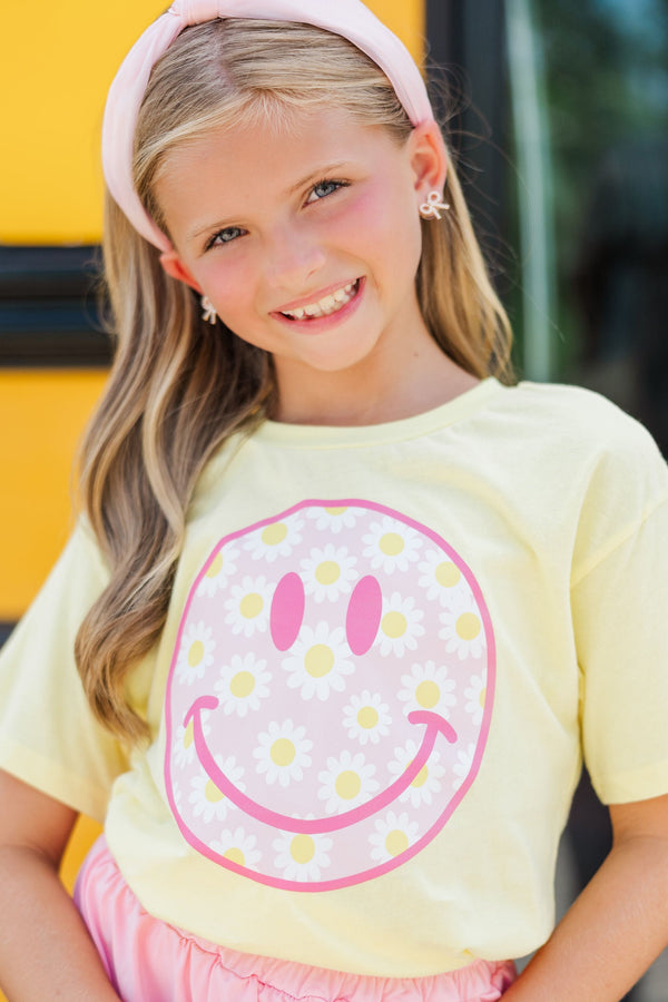 Girls: Big Smile Yellow Graphic Tee