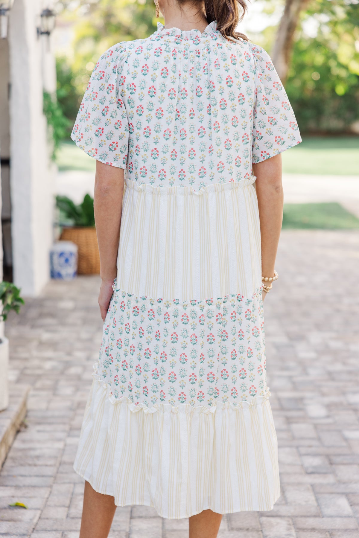 Feeling Your Best Yellow Floral Midi Dress – Shop the Mint