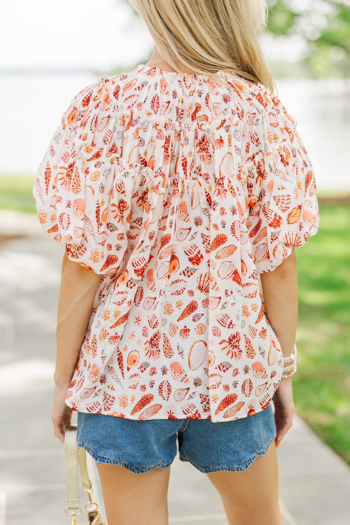 Pull It Together Orange Watercolor Shells Blouse – Shop the Mint