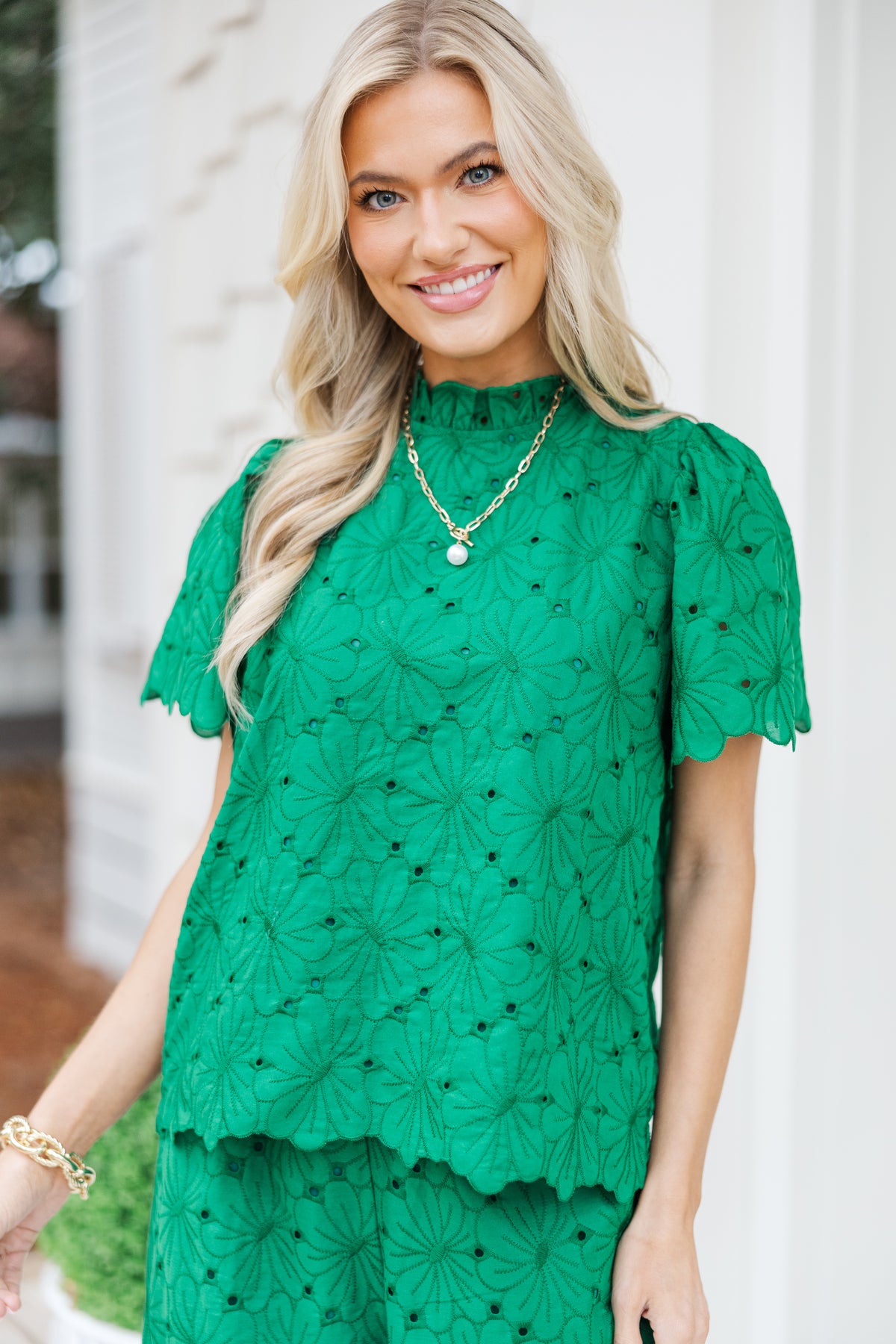 Go For Bold Green Floral Eyelet Set – Shop the Mint