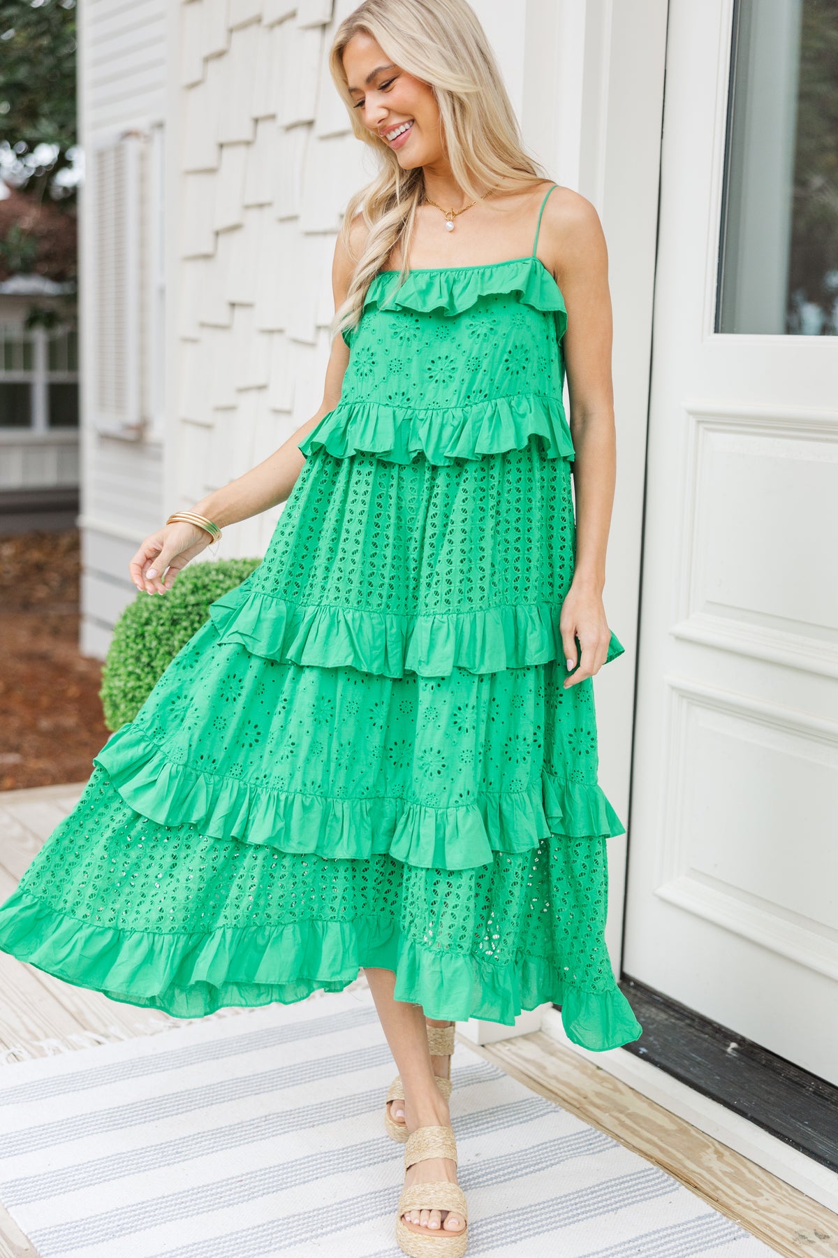 Perfect Outlook Kelly Green Eyelet Maxi Dress – Shop the Mint