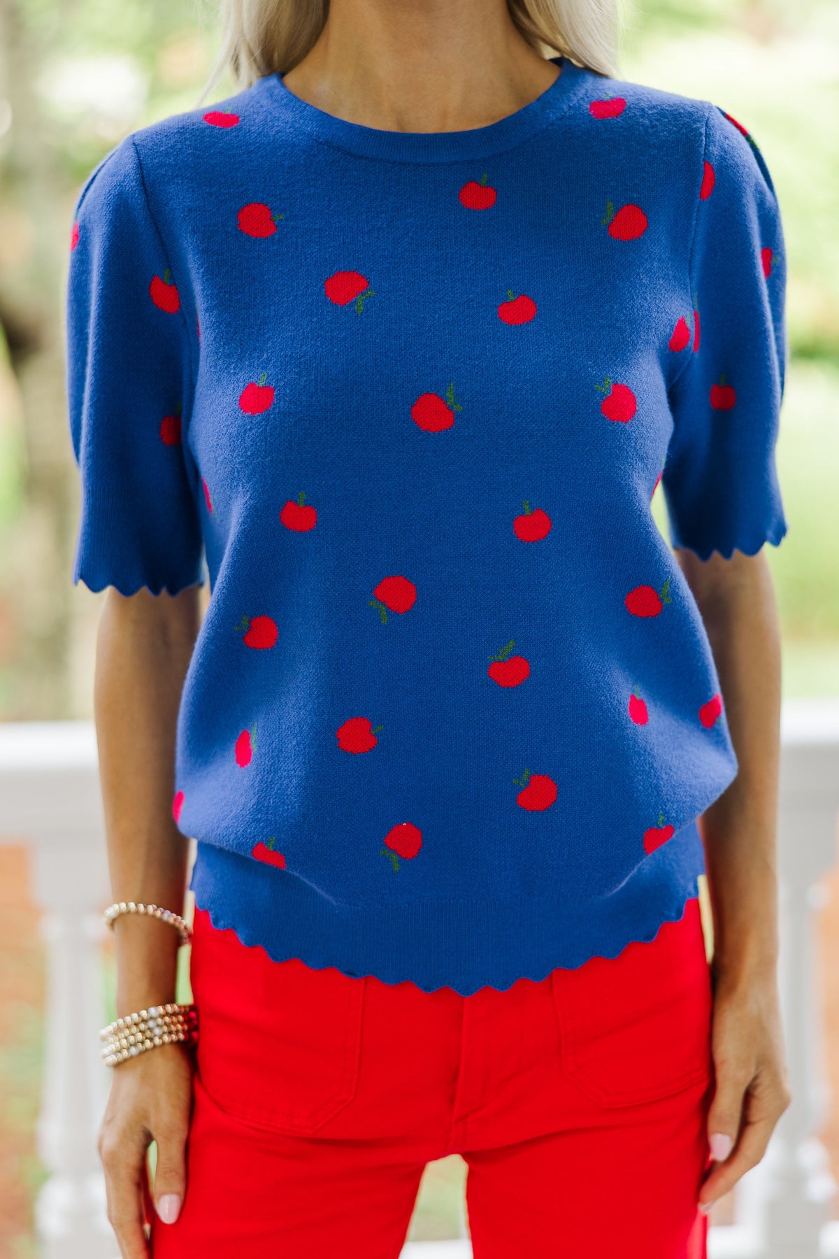 Crowd Pleaser Navy Blue Apple Print Short Sleeve Sweater – Shop