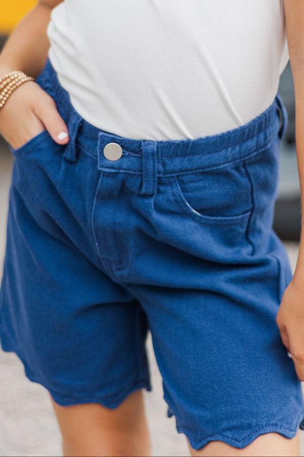 GIrls: The Selma Navy Scalloped Shorts - 