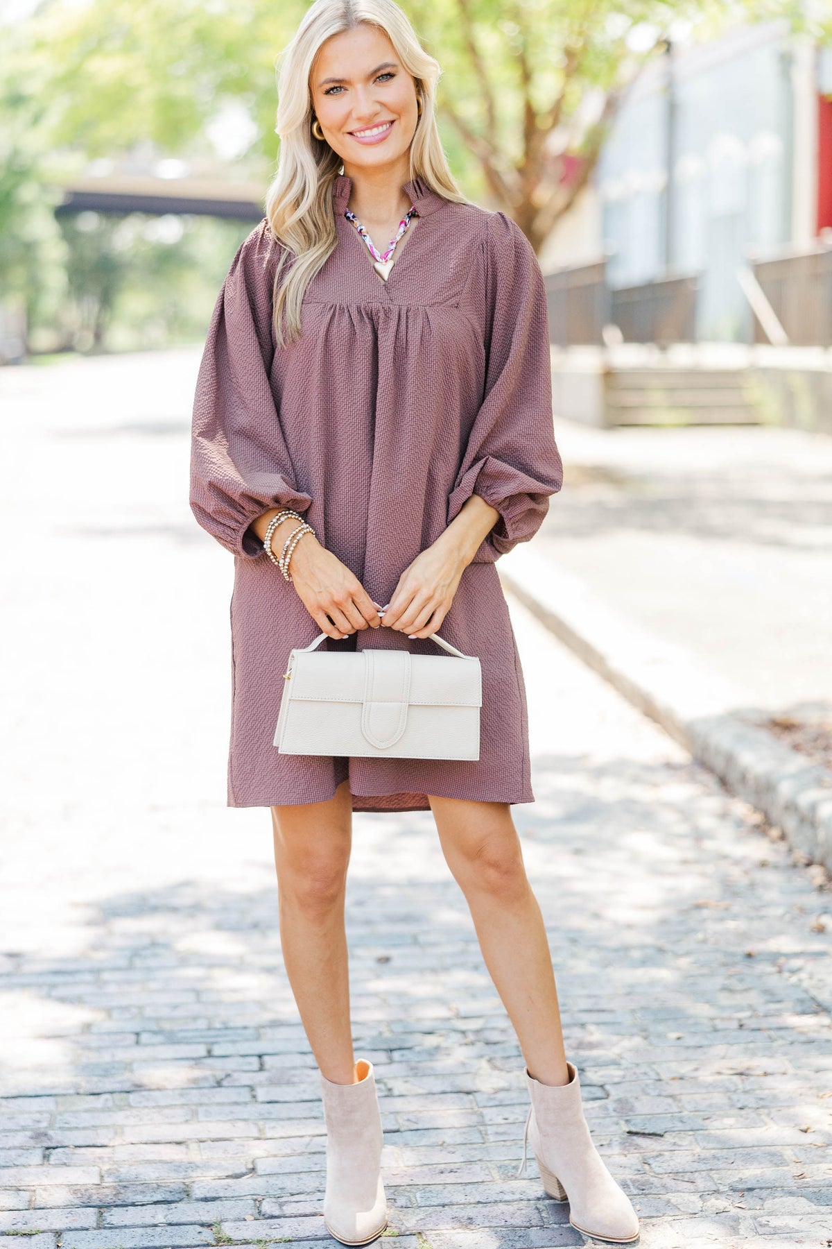 Above And Beyond Brown Textured Shift Dress – Shop the Mint