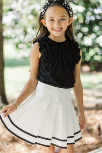 Girls: The Gracelyn White & Black Striped Pleated Skort