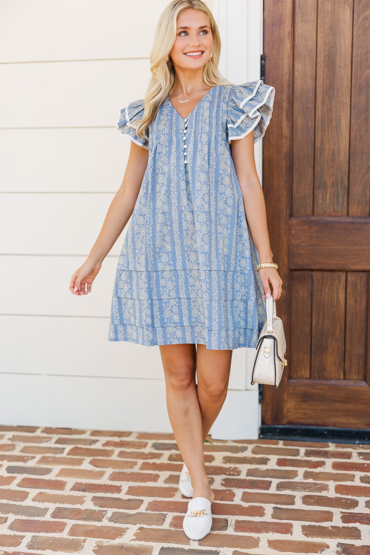blue blur floral print mesh underbust detail shift dress Ease & Echo Blue Floral Shift Dress, Large - The Mint Julep Boutique