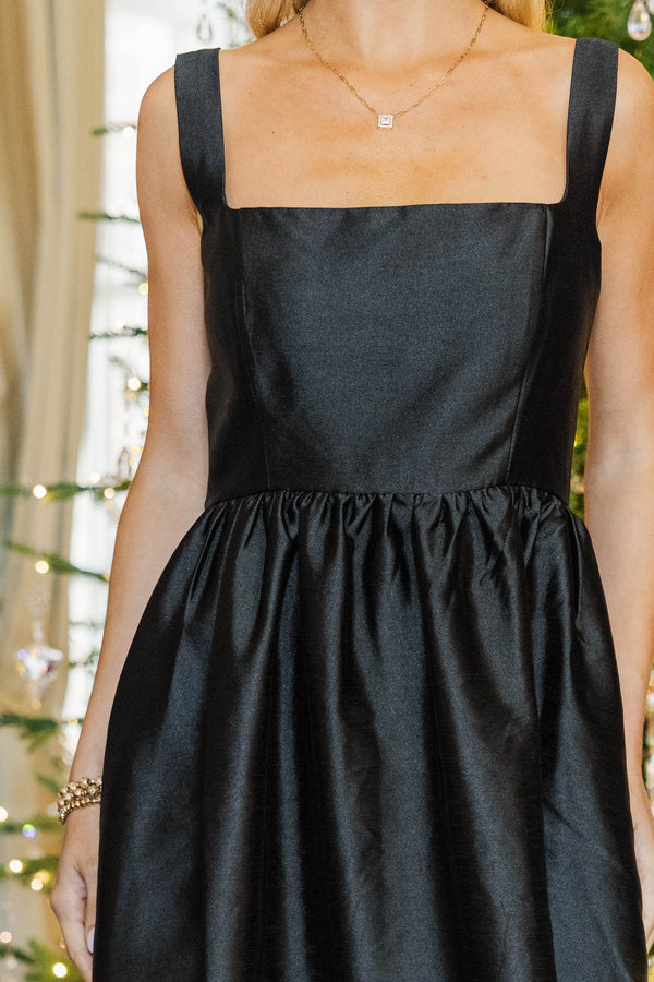 Chic On Repeat Black A-Line Midi Dress