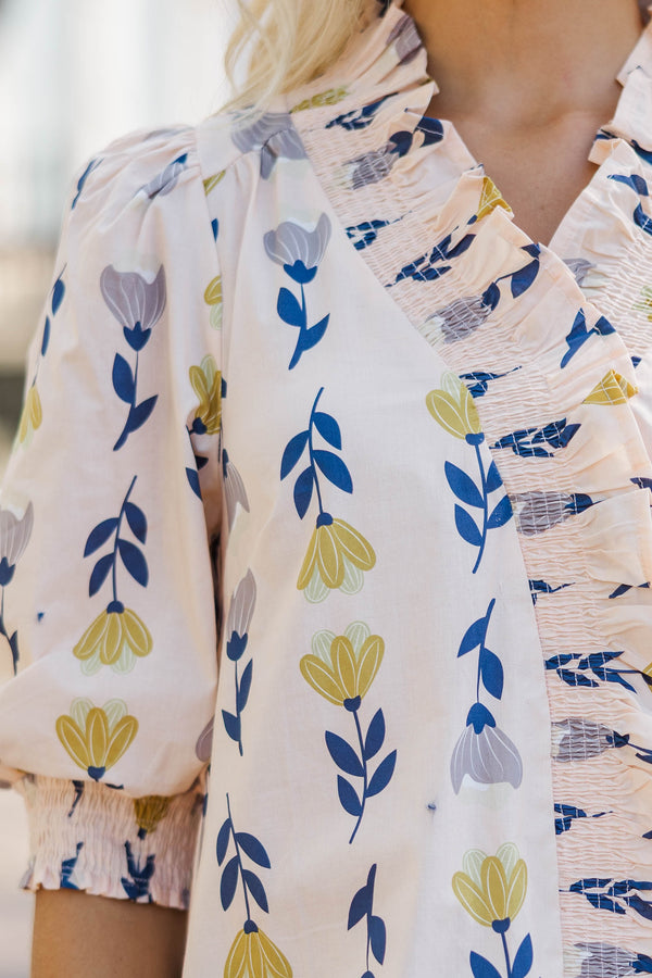 Traces Of Flora Cream Floral Blouse
