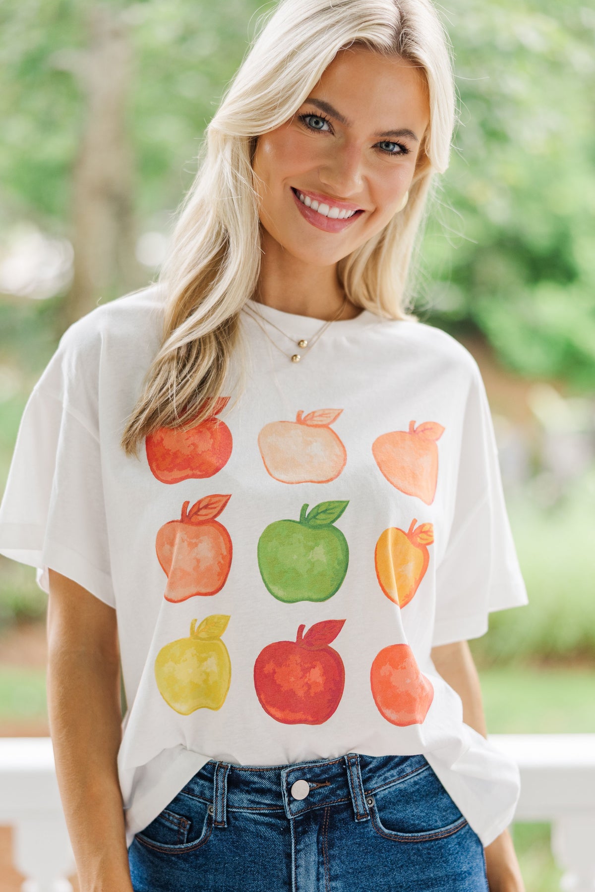 Have An Apple Colorful White Graphic Tee – Shop the Mint